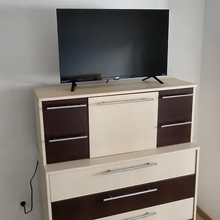 Apartamento будинок біля лісу