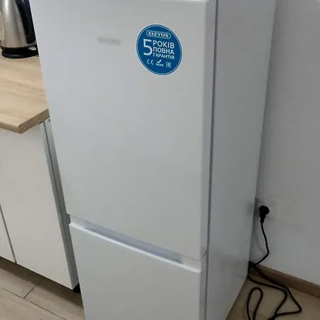 дом возле леса Східниця