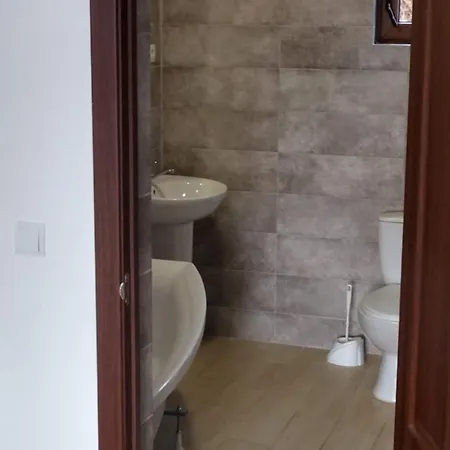 Apartament будинок біля лісу Skhidnytsia